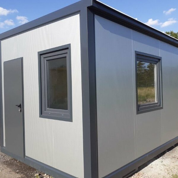 Container Sanitaire Vestiaire 6x2,9m – Double Entrée avec Douche et 2 WC – Isolation 100mm (Largeur Extra)